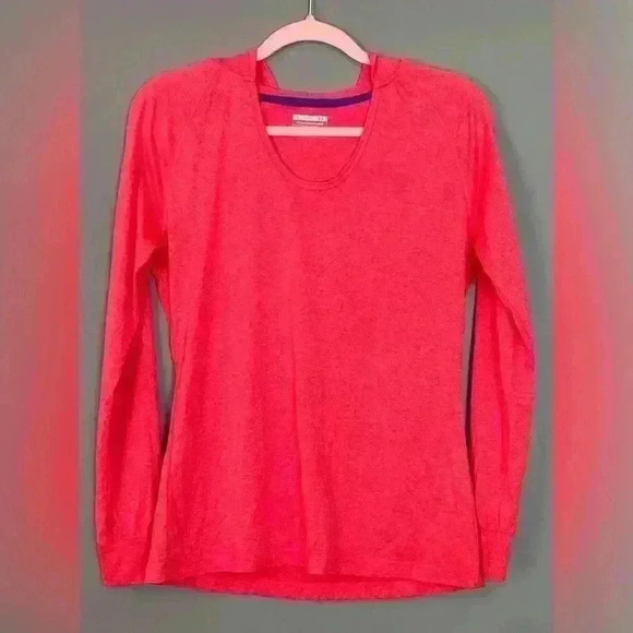 Layer 8 Performance Quick-Dry Hoodie (131) - Picture 1 of 10